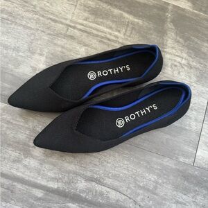 Rothy's Black and Blue Pointed Flats